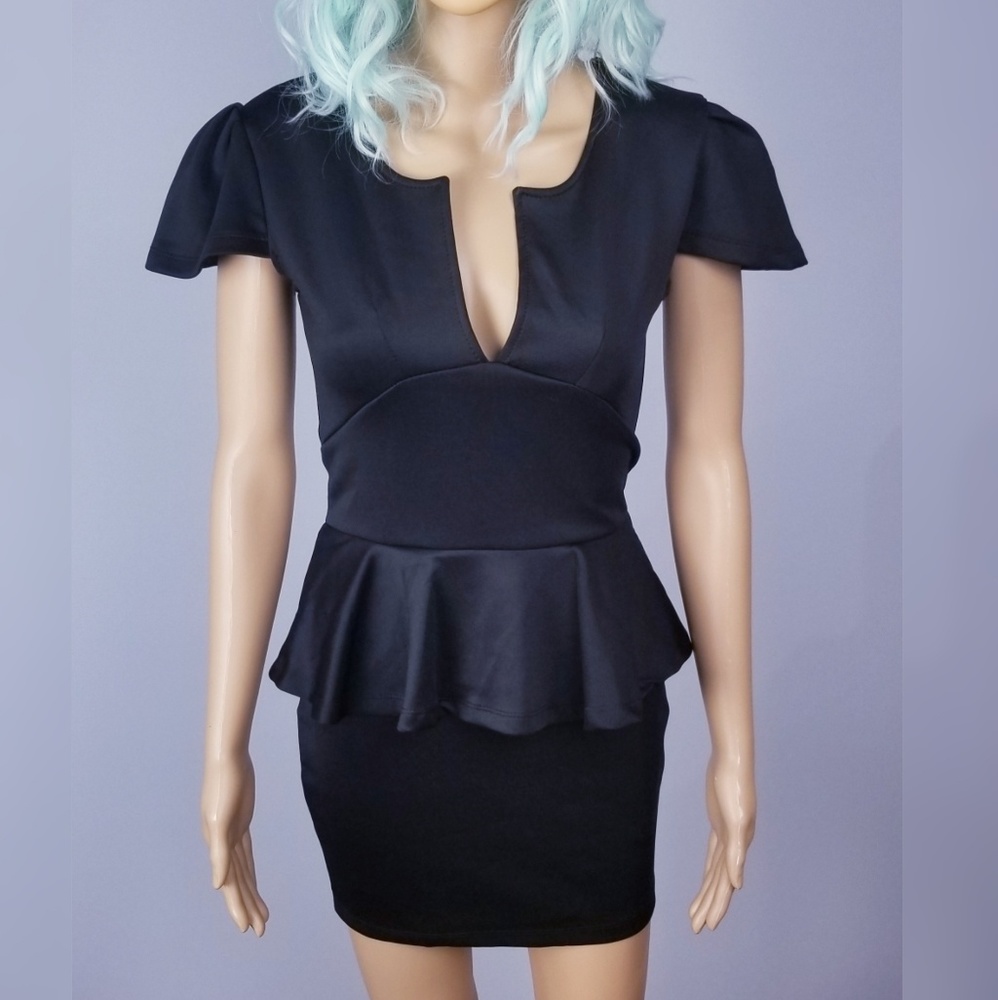 Little Black Mini Dress XS